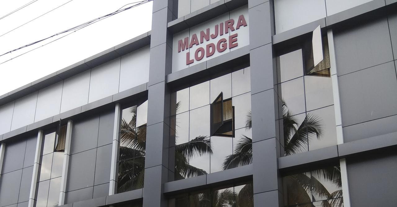 Manjira Lodge Guruvāyūr Exteriör bild