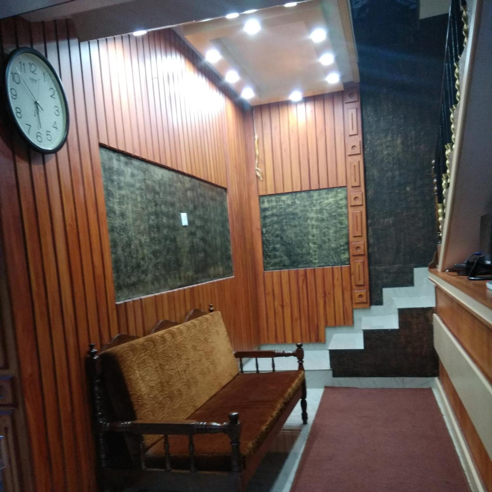 Manjira Lodge Guruvāyūr Exteriör bild